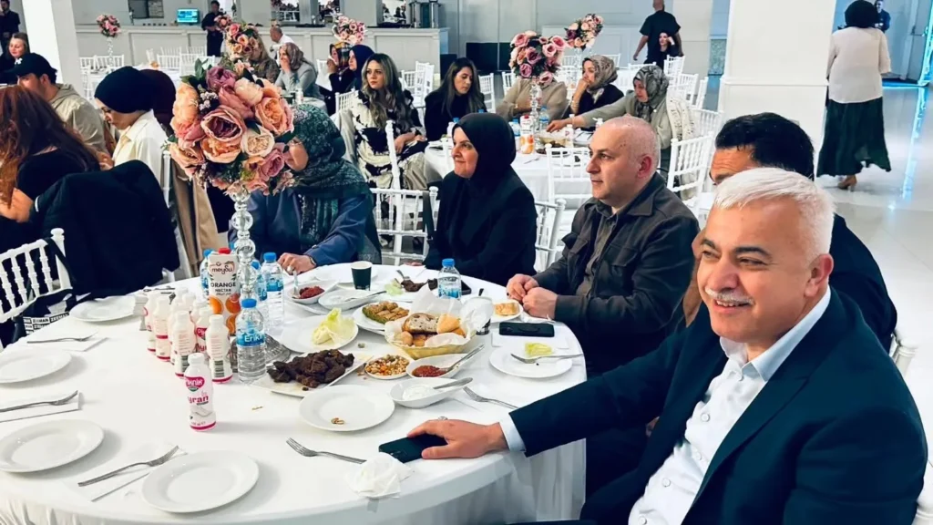 HOKAF Holandada hayor severleri DMD Hastası Toprak için topladı…