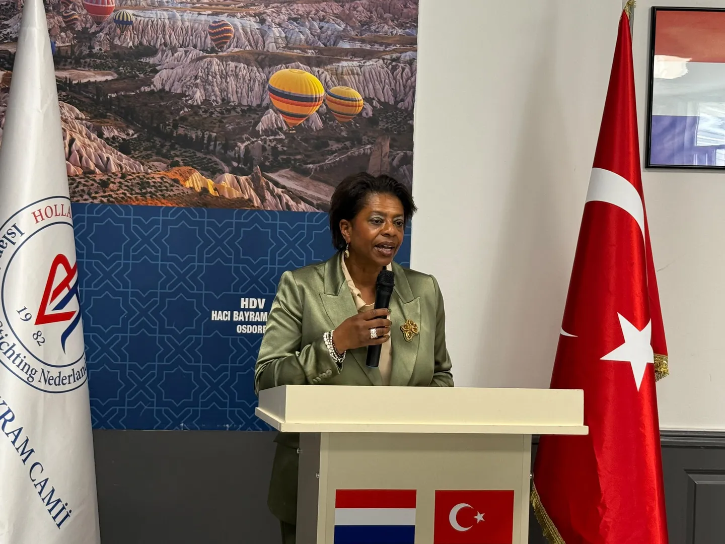 Osdorp'ta Köprü Kuran Toplantı: Konsolosluk, Su İdaresi ve Türk Cami Cemaati Bir Arada 5 IMG 20260619 WA0027