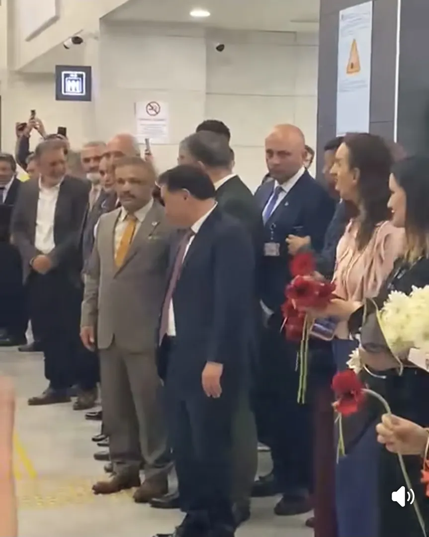 Kayseri Havalimanı'nda Dört Yıllık Gelenek: Gurbetçiler Halk Oyunlarıyla Karşılandı 8 Screenshot 20260611 185158 Facebook