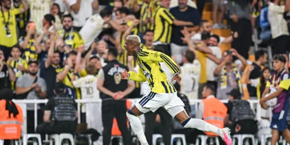 AA-20260721-42033551-42033547-FENERBAHCE_GORNIK_ZABRZE