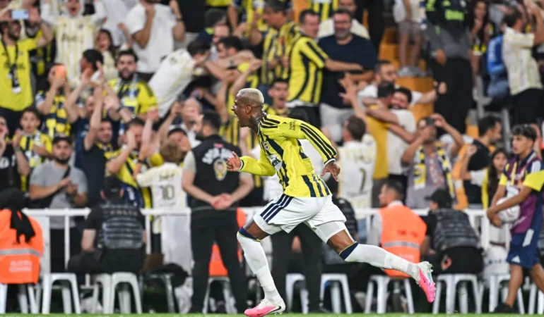 AA-20260721-42033551-42033547-FENERBAHCE_GORNIK_ZABRZE