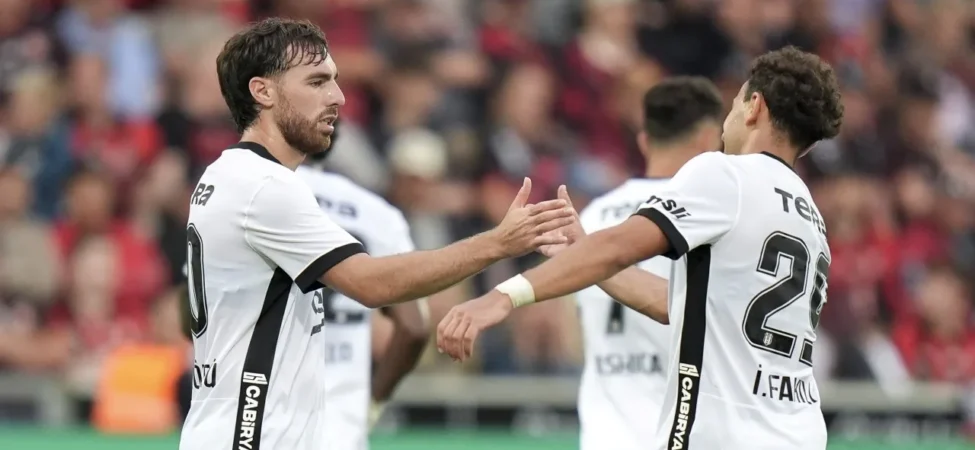 AA-20260730-42107024-42107022-MIDTJYLLAND_BESIKTAS