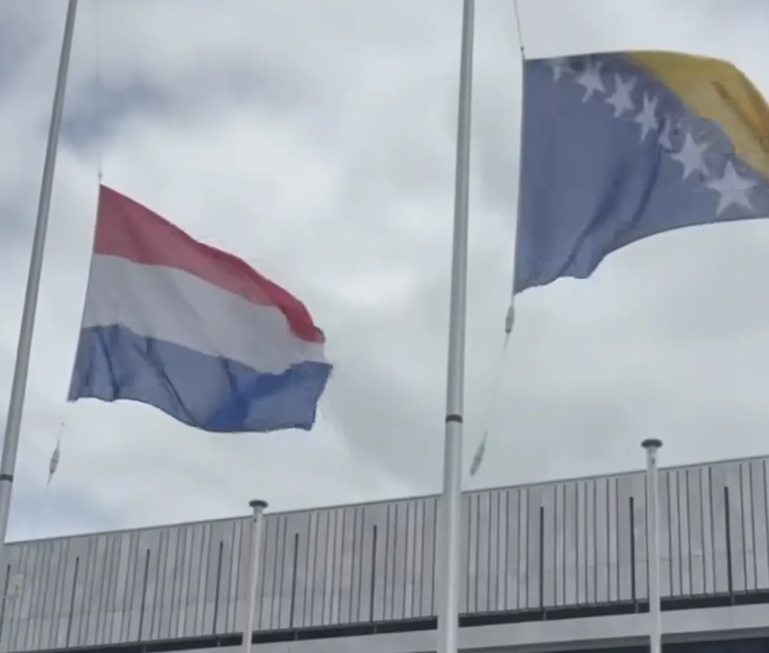 Arnhem'de Srebrenica Soykırımı Bosnalı Toplulukla Anıldı 5 Screenshot 20260704 015430 Facebook