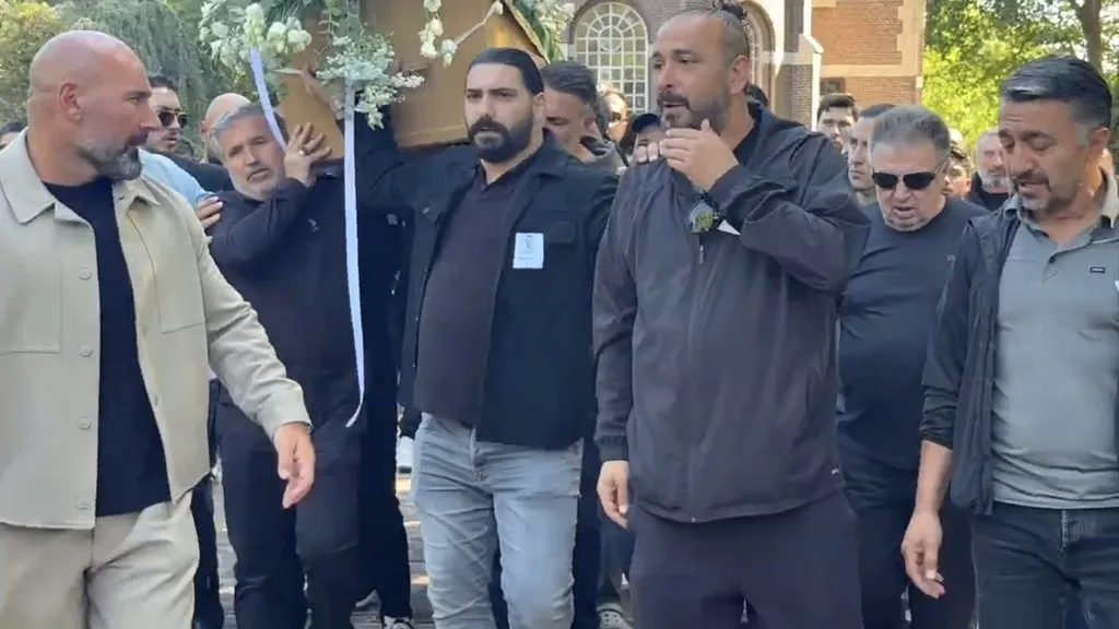 Nafis Koçak Dualar Eşliğinde Son Yolculuğuna Uğurlandı 21 251936