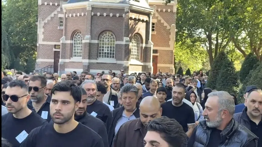 Nafis Koçak Dualar Eşliğinde Son Yolculuğuna Uğurlandı 22 251938