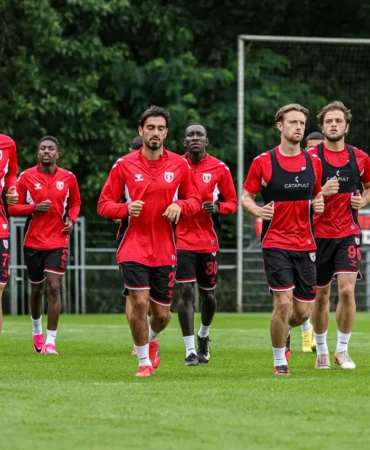 AA-20260723-42049449-42049446-SAMSUNSPOR_HOLLANDADA_KAMP_CALISMASINI_SURDURUYOR