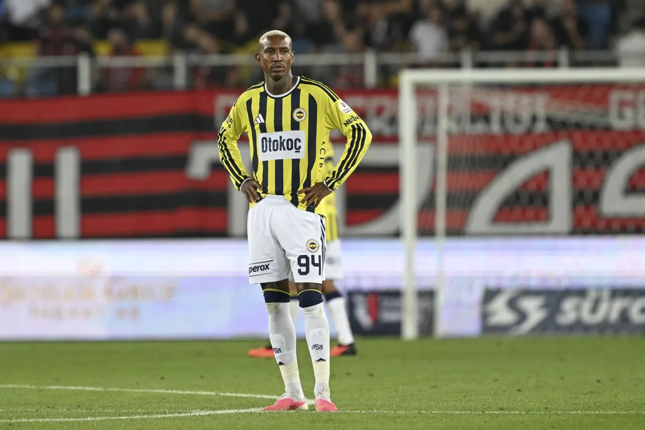 AA 20260815 42225023 42225012 GENCLERBIRLIGI FENERBAHCE