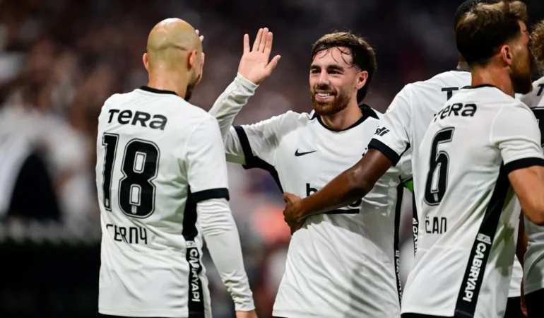 AA-20260816-42229850-42229845-BESIKTAS_EYUPSPOR