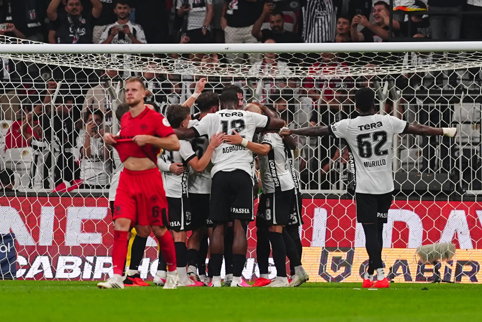 Vlahovic coştu, Beşiktaş Çorum’a gol yağdırdı: 6-2