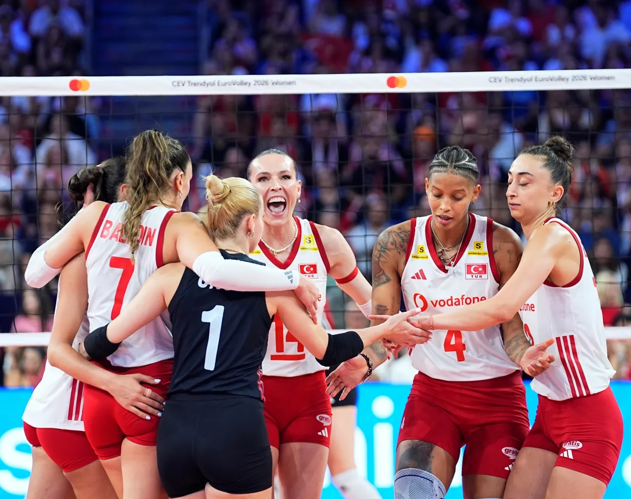 Filenin Sultanları 2026 Avrupa Şampiyonasında yarı finalde: Türkiye 3 – Almanya -1