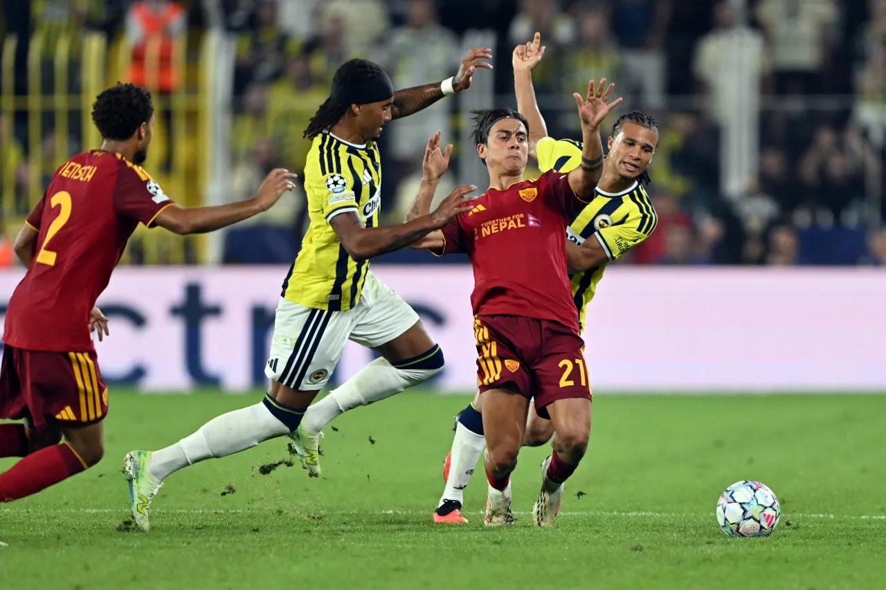 Sarı Kanaryalar Şampiyonlar Ligine puanla başladı: Fenerbahçe 1 - Roma 1 5 AA 20260910 42437200 42437198 FENERBAHCE ROMA