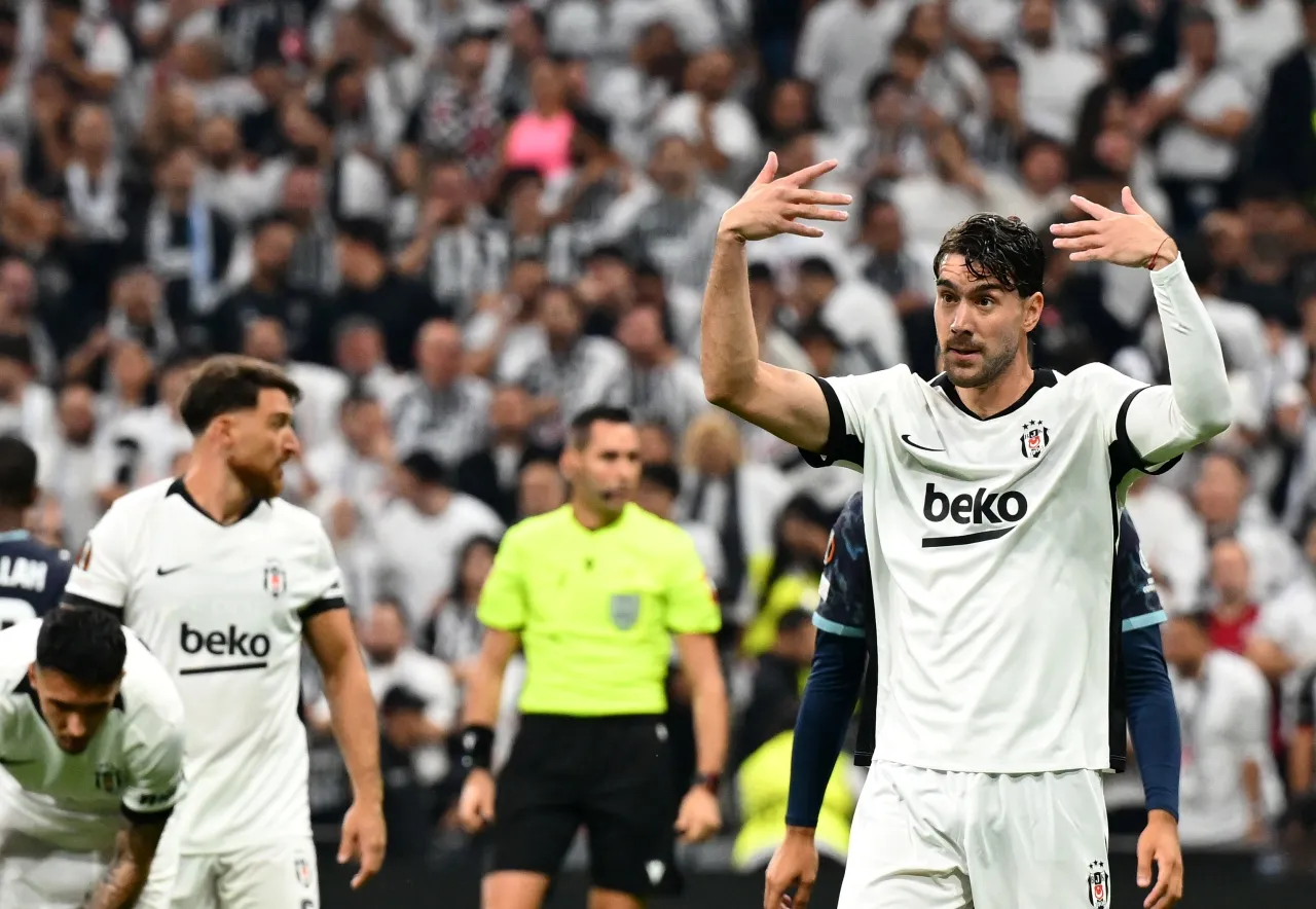 Karakartallar MarSİLya’yı sahadan SİLDİ: Beşiktaş 4 – Olimpik Marsilya: 1