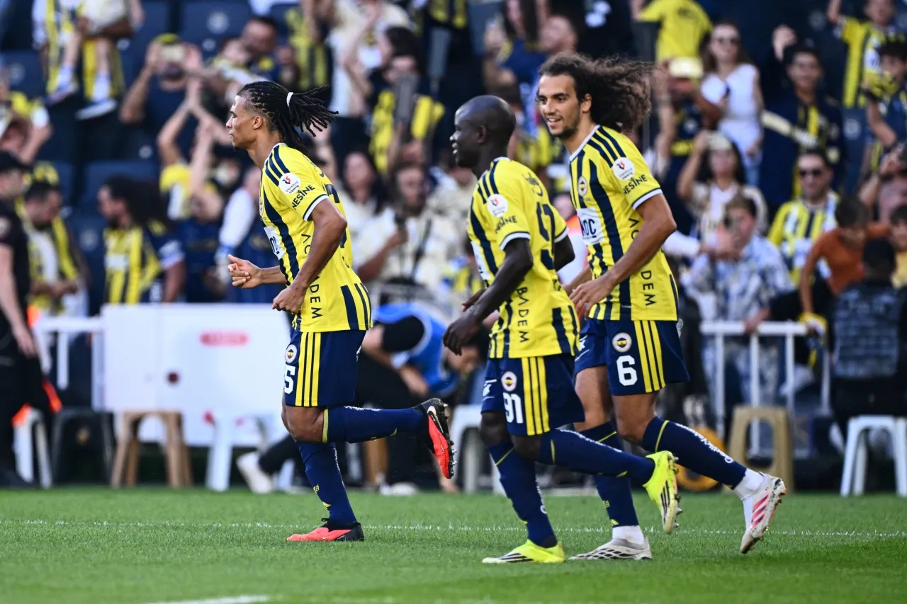 Sarı Kanaryalar tarihi farka imza attı: Fenerbahçe: 8 – Eyüpspor: 0