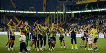 AA-20260920-42525258-42525257-FENERBAHCE_EVINDE_EYUPSPORU_FARKLI_YENDI