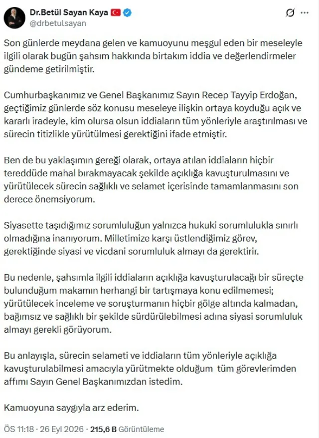 Eski Bakan Fatma Betül Sayan Kaya 9 yıl sonra yine Hollanda gündemde!.. 4 FB Sayan Kaya