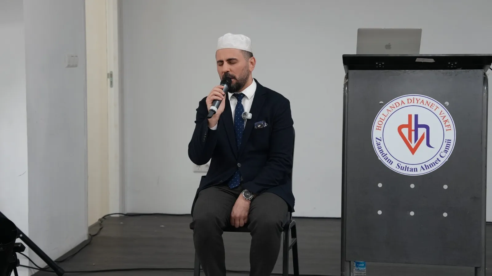 Hollanda Diyanet Vakfı 2026-2027 Eğitim Sezonunu Bed-i Besmele ile Açtı