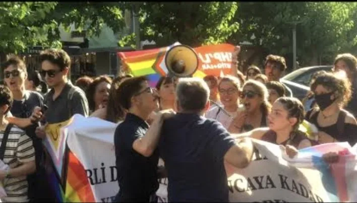 Türkiye’de LGBTİ+ Operasyonları Genişliyor: Foncu Avrupa Ülkeleri Endişeli