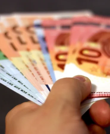 moerschy-money-1005465_1280