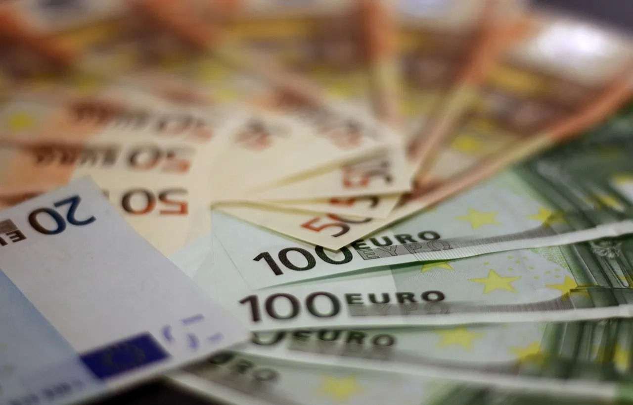 Hollanda’dan Türkiye’deki LGBT derneklerine para yardımı yapıldığı tespit edildi