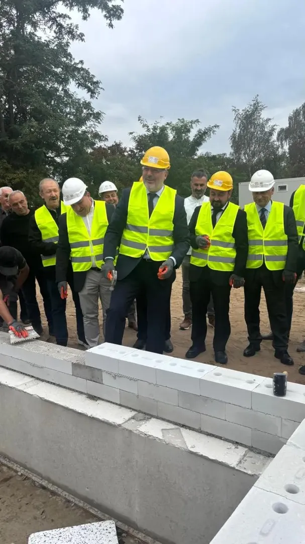 Hollanda Diyanet Vakfı’ndan Den Bosch’da Sosyal Konut Projesi