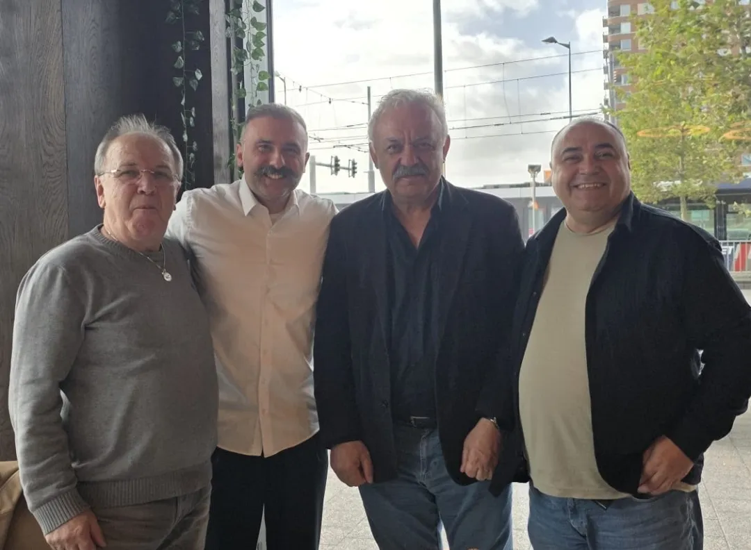 Rotterdam’da Türk girişimciliğinin gurur verici bir örneği olan Simit and Cheese, ikinci şubesiyle büyümeye devam ediyor.