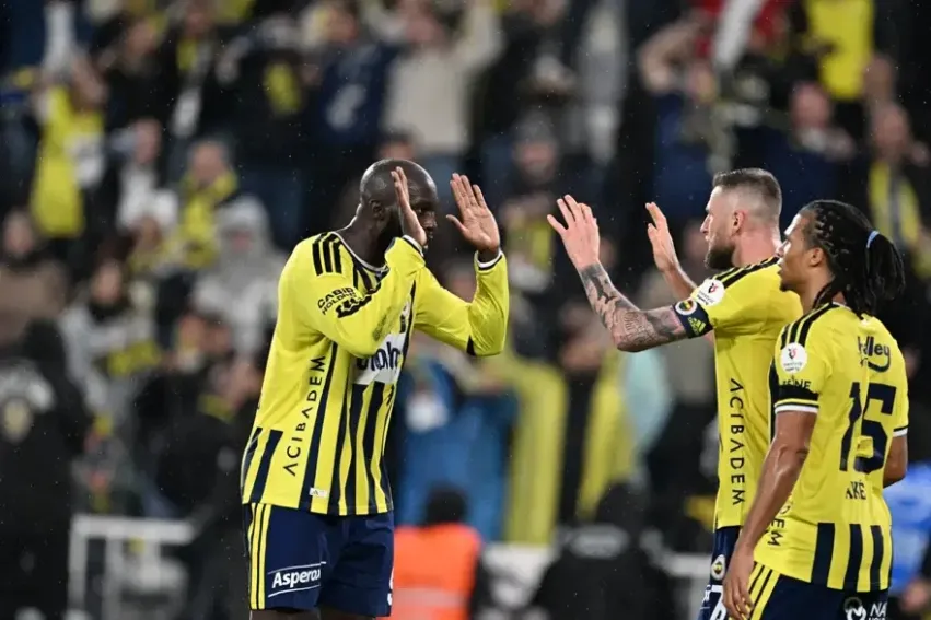 Fenerbahçe 3 – Alanyaspor 0: Lukaku siftah yaptı, golcüler coştu